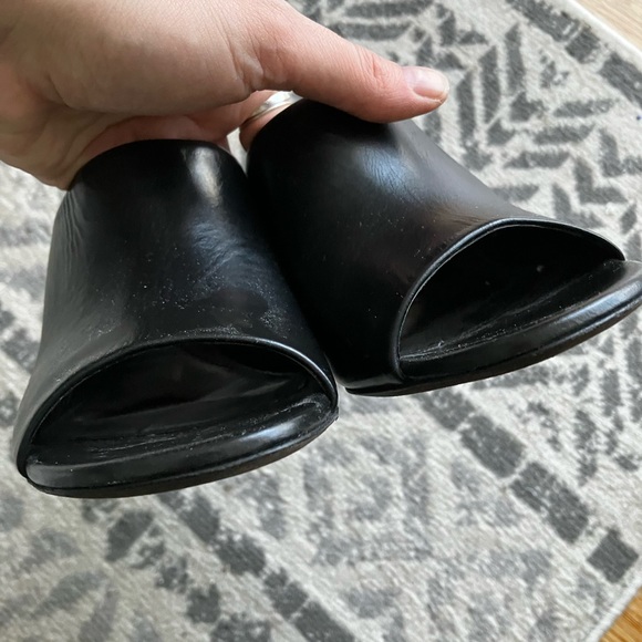 Black and chrome Alexander McQueen open toed floating heels - Picture 10 of 13